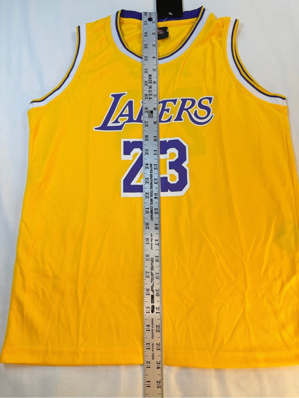 Los Angeles Lakers #23 LeBron James Youth XL Jersey and Shorts Set NWT - Picture 6 of 10